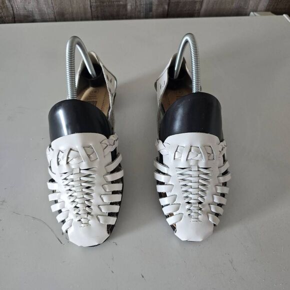 Predictions White Leather Slip On Shoes 7W - Picture 2 of 7